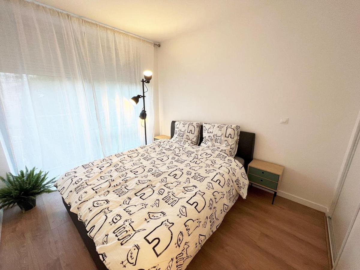 Cosy 1 Bedroom Appt Proche De Tout Metro A Pied Boulogne-Billancourt Bagian luar foto